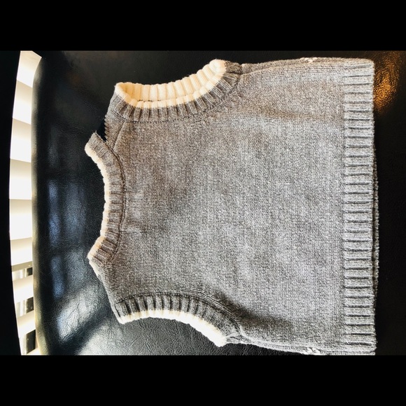 The children’s place boy vest - Picture 2 of 4